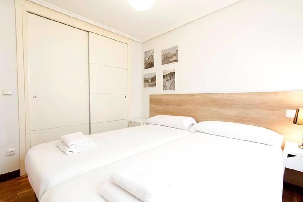 Apartment Junto A La Playa De Gros, Parking Opcional