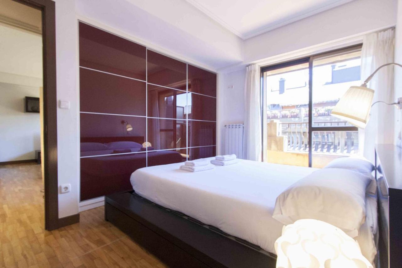 Apartment Junto A La Playa De Gros, Parking Opcional *